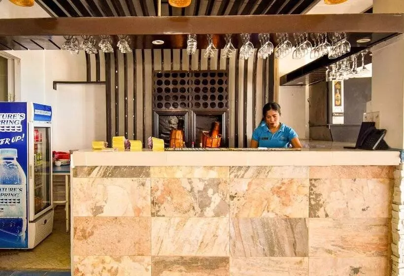 Dreamwave Hotel Puerto Galera