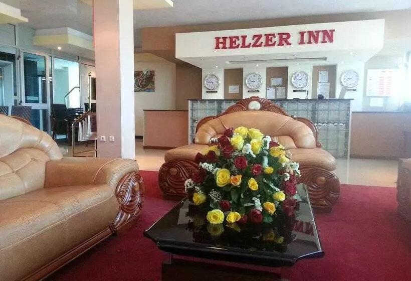 Hotel Helzer Inn