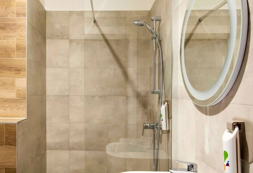 Otel Ibis Styles Grudziadz