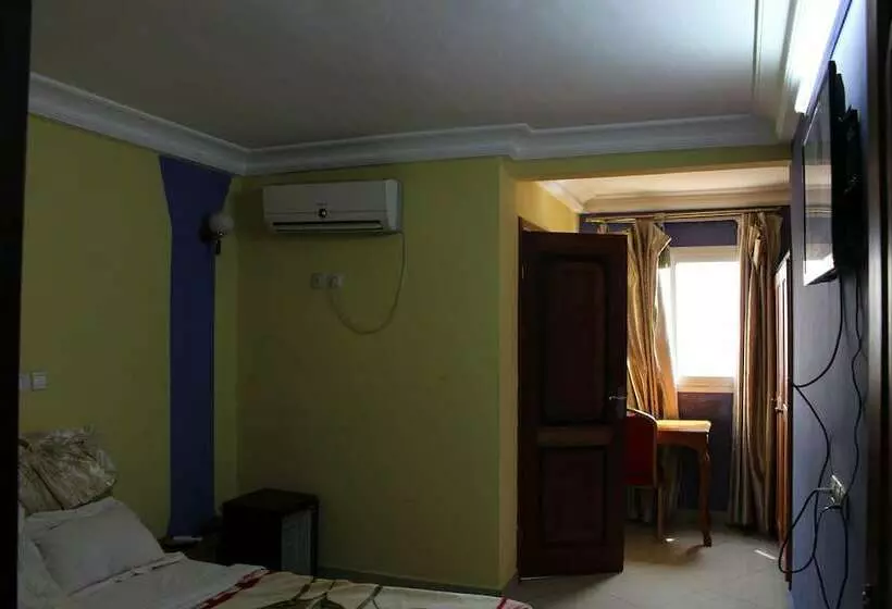 هتل Mbatkam Palace