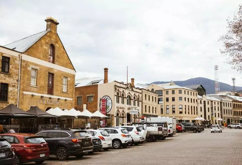 Hotelli Salamanca Galleria Apartments