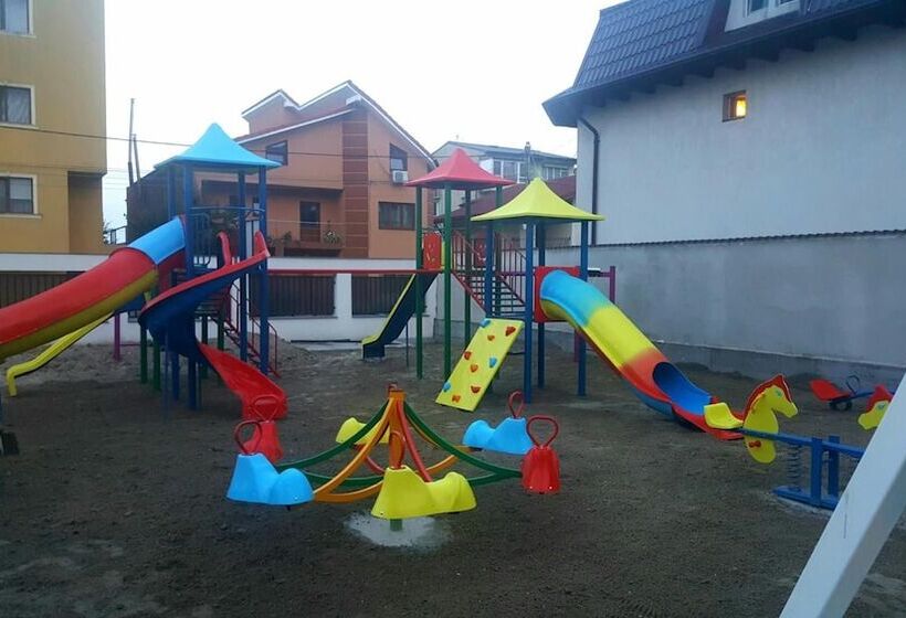 هتل Sangria Luxury Family