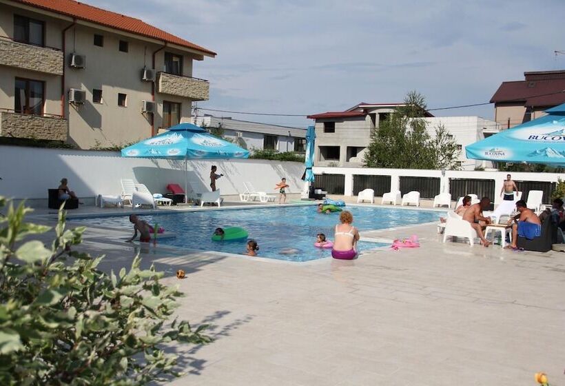 هتل Sangria Luxury Family