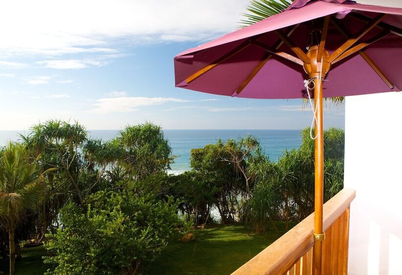 هتل Utmt Underneath The Mango Tree Spa & Beach Resort