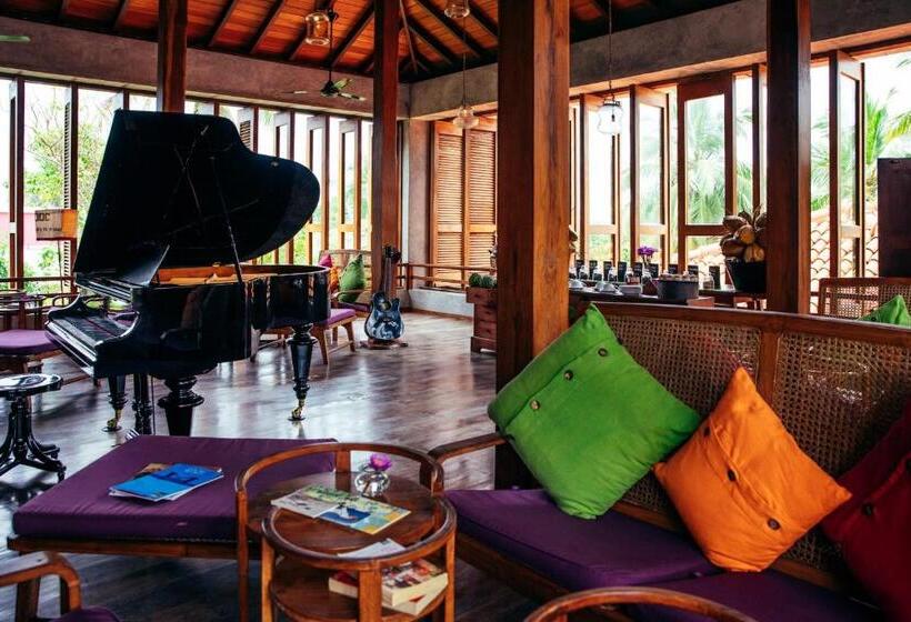 هتل Utmt Underneath The Mango Tree Spa & Beach Resort