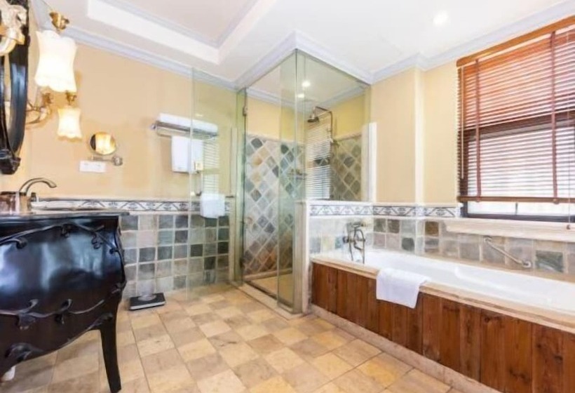 Hotel Wuhan Harvest International