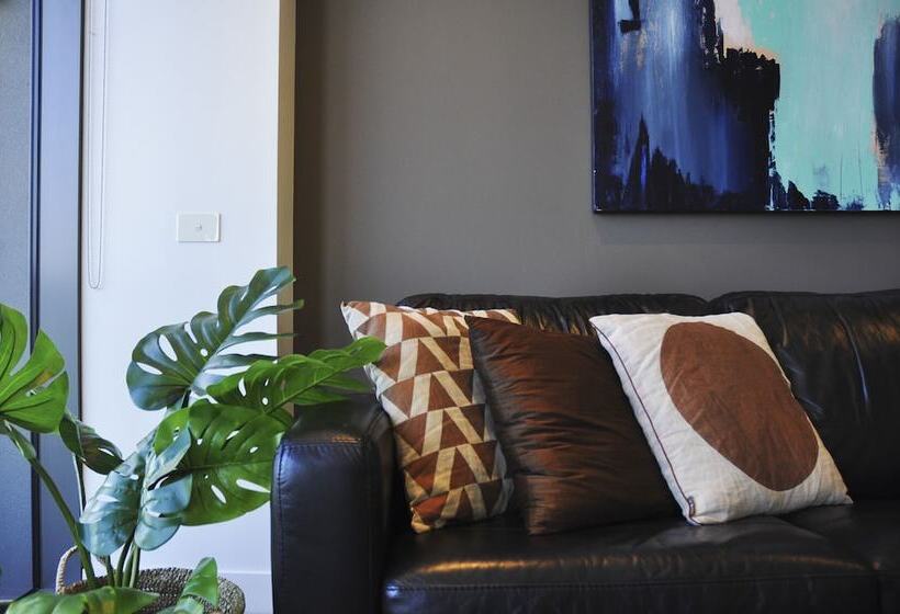 Mono Apartments On Freshwater