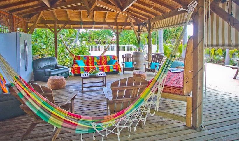 اقامتگاه Oasis Du Levant