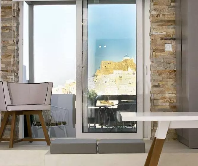 Anatoli Luxury Studios & Suites