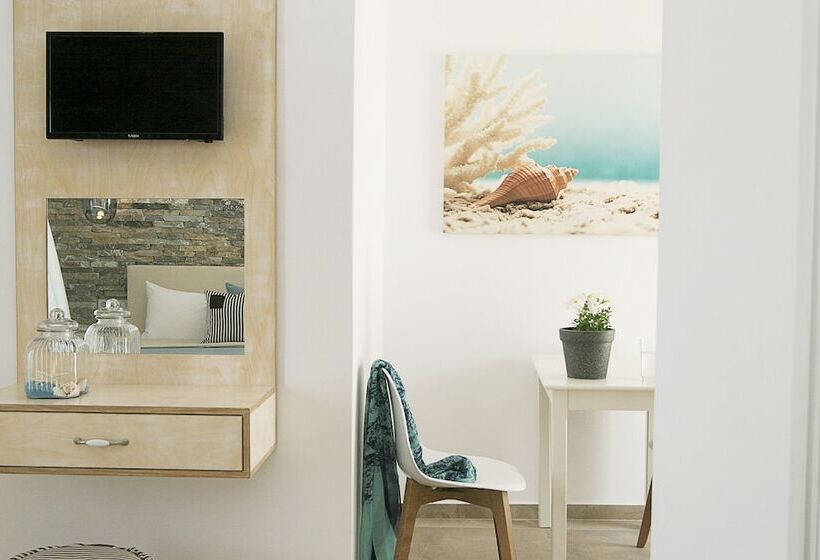 Anatoli Luxury Studios & Suites