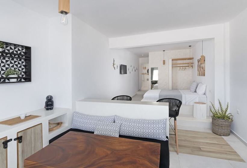 Anatoli Luxury Studios & Suites