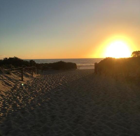 Dunes Scarborough Beach