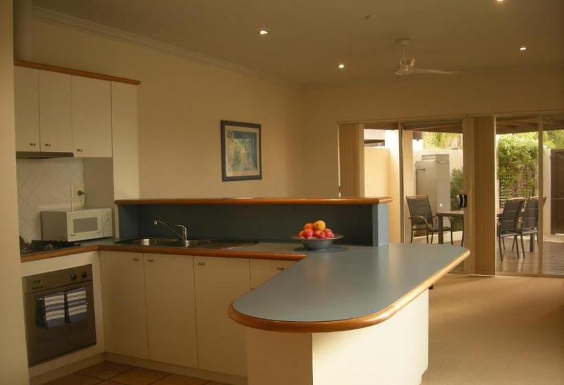 Dunes Scarborough Beach