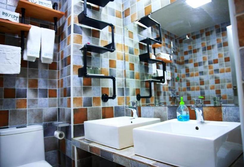 בית מלון כפרי Time Inn