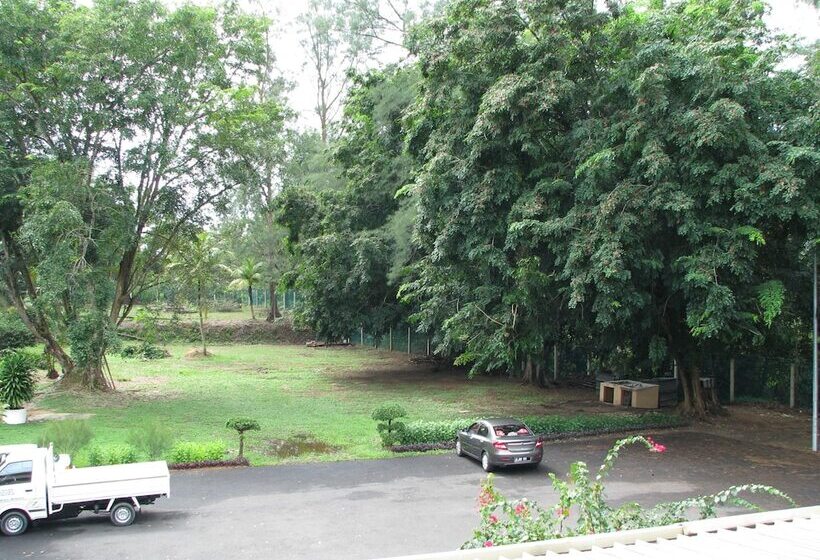 هتل Mersing Merlin Inn