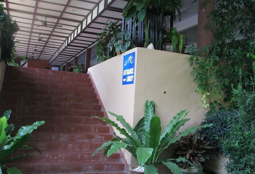 هتل Mersing Merlin Inn