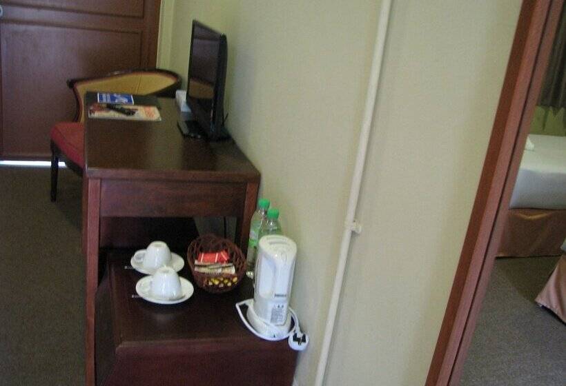 هتل Mersing Merlin Inn