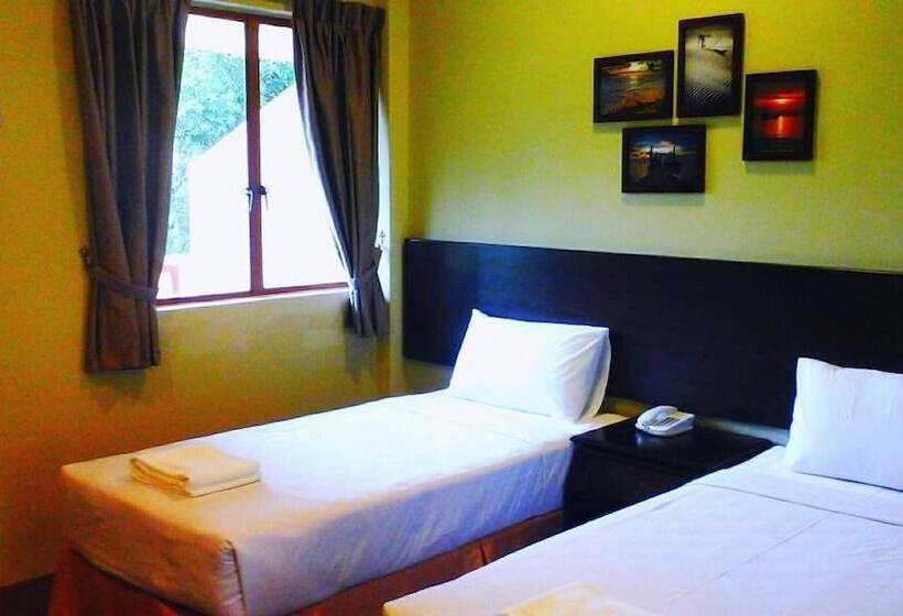 هتل Mersing Merlin Inn