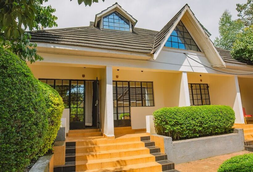 هتل Sahara Gardens Kericho
