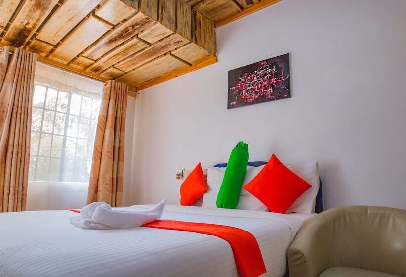 هتل Sahara Gardens Kericho