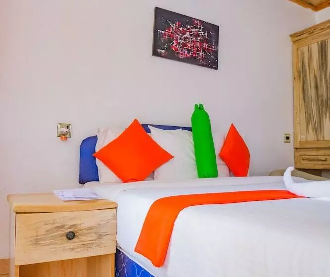 هتل Sahara Gardens Kericho