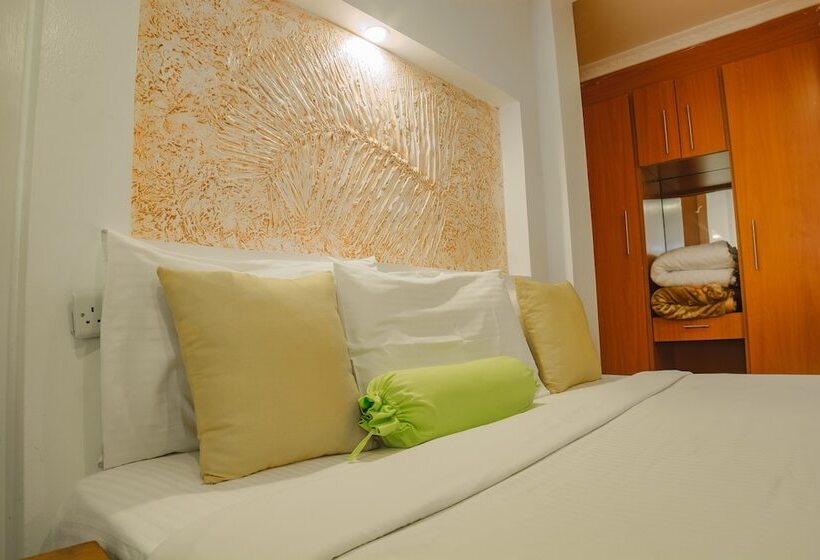 هتل Sahara Gardens Kericho