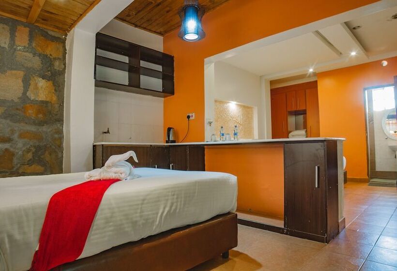 هتل Sahara Gardens Kericho