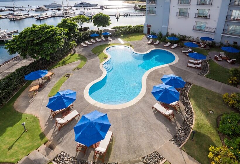 Marina Papagayo Suites