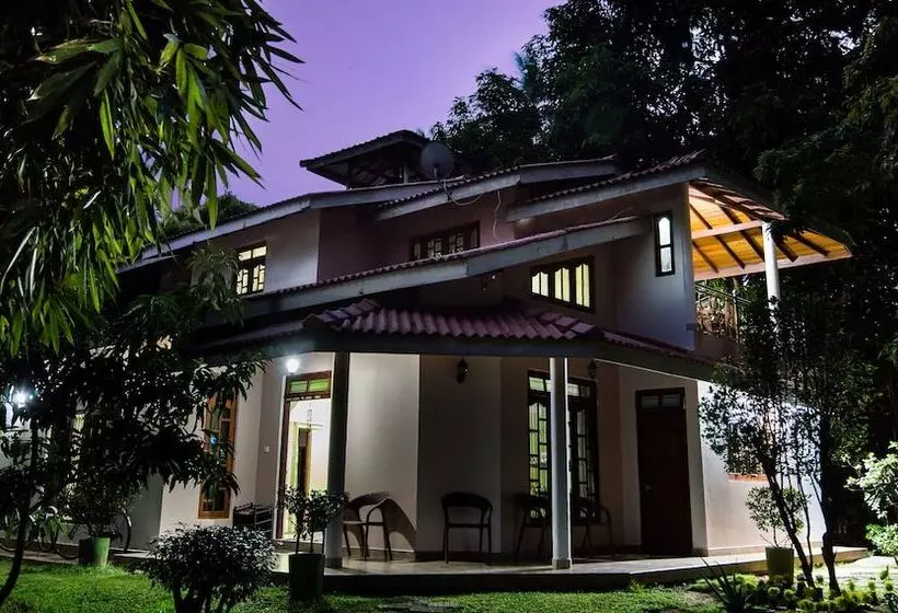 Majatalo Binara Home Stay Tourist Lodge