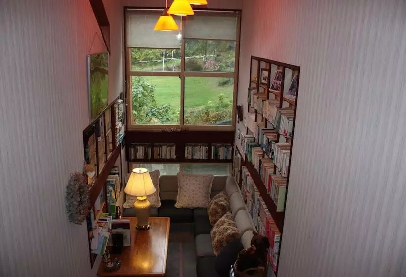 Majatalo Country Inn Canadian House