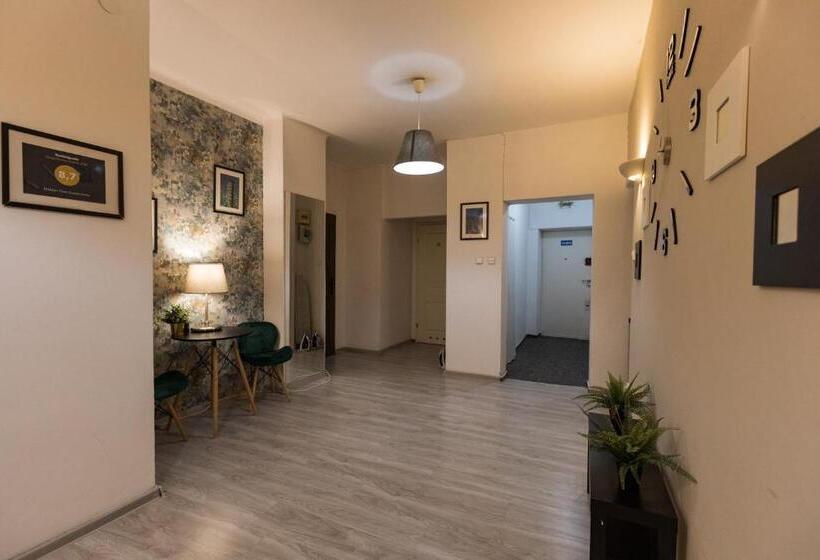 بنسيون Hidden Peak Guestrooms