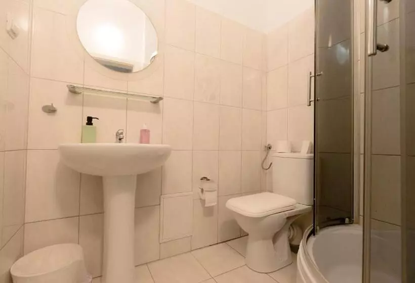 پانسیون Hidden Peak Guestrooms