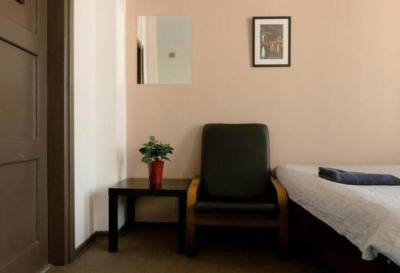 بنسيون Hidden Peak Guestrooms