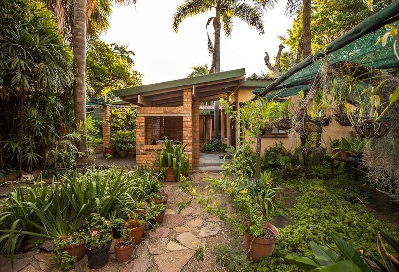 Majatalo Wendy S Country Lodge