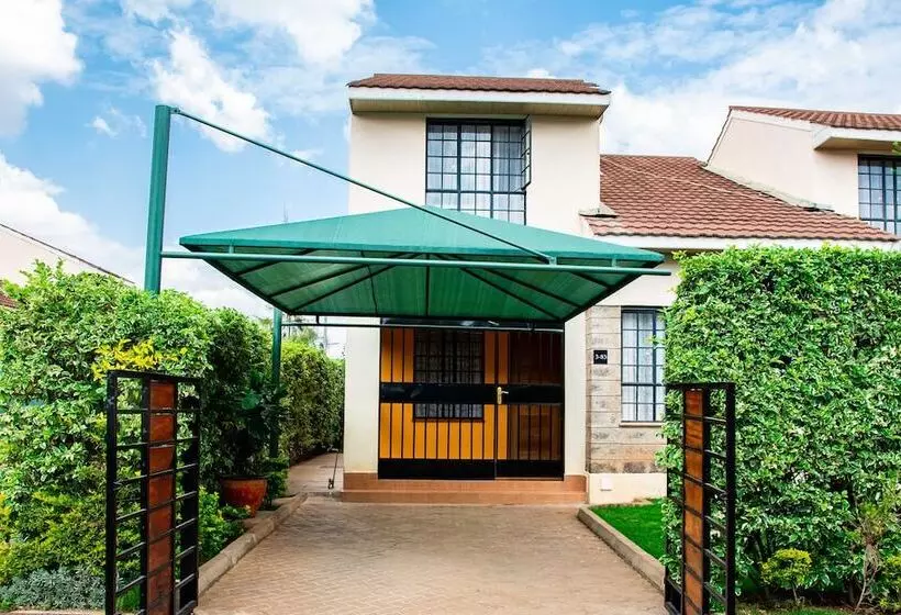 تختخواب و صبحانه Karolinas Homestay Near Jkia