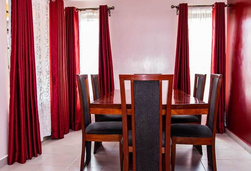 تختخواب و صبحانه Karolinas Homestay Near Jkia