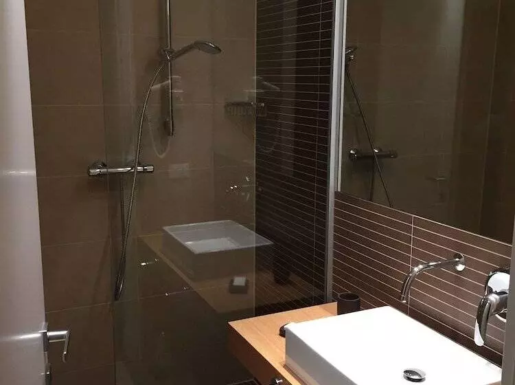 Hotelli Grand Chalet Delle Rocche