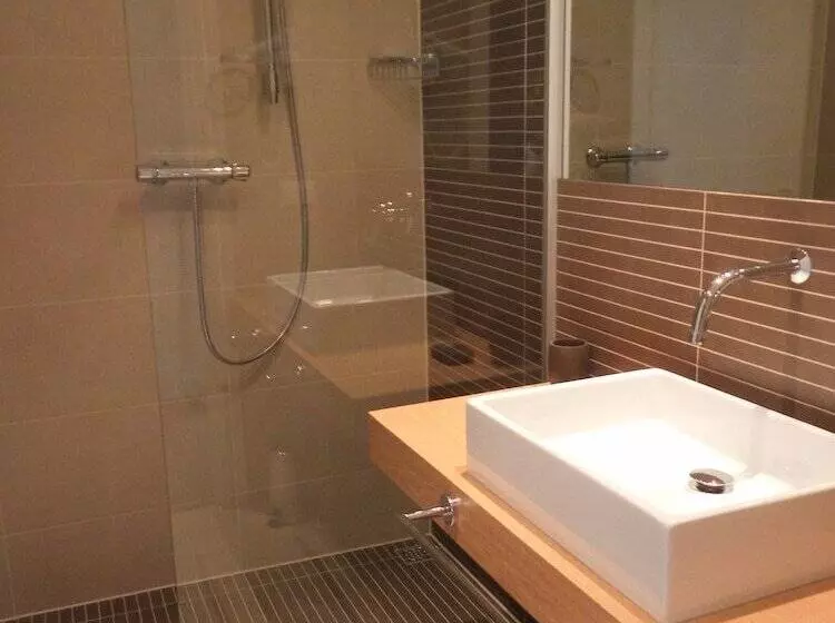 Hotelli Grand Chalet Delle Rocche