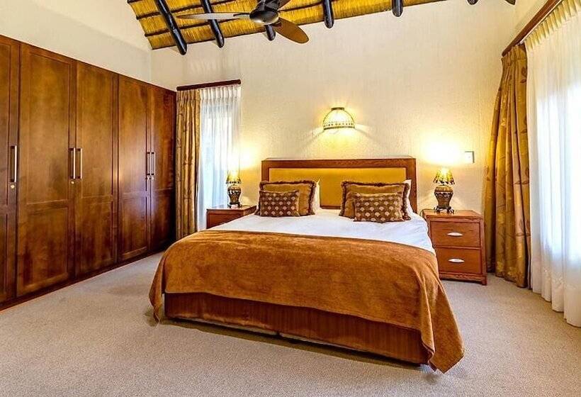 בית מלון כפרי Hoyo Hoyo 573 Kruger Park Lodge