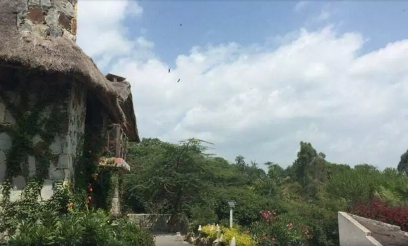 هتل Kuriftu Resort & Spa Bishoftu