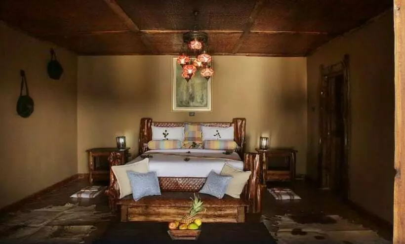 هتل Kuriftu Resort & Spa Bishoftu