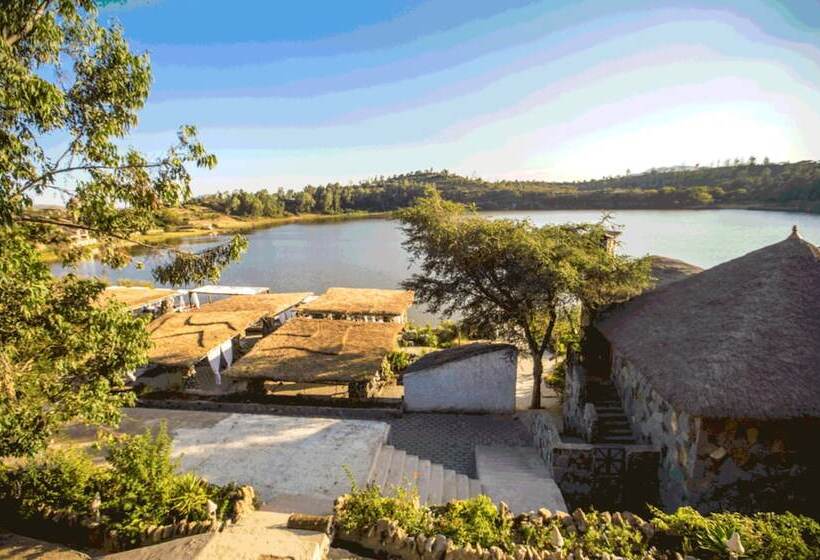 هتل Kuriftu Resort & Spa Bishoftu