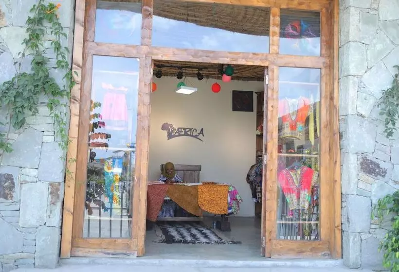 هتل Kuriftu Resort & Spa Bishoftu