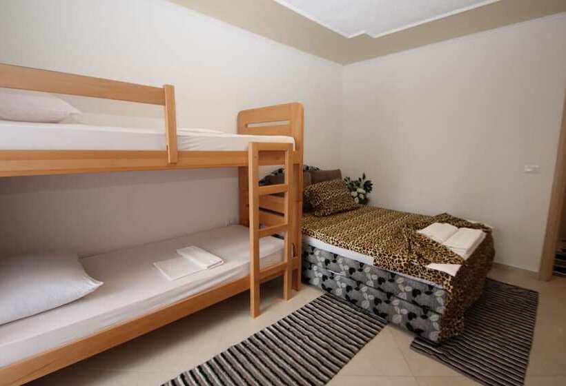 膳宿费 Guesthouse Emina