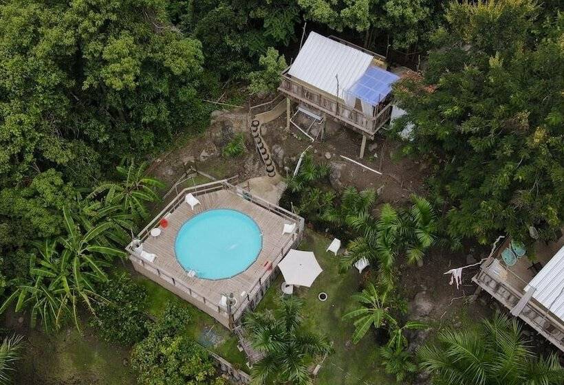 پانسیون Hacienda Tres Casitas