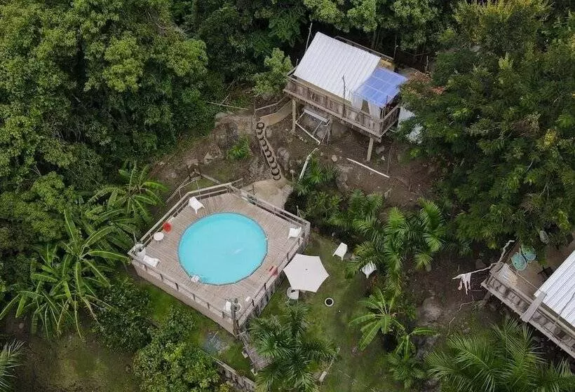 پانسیون Hacienda Tres Casitas