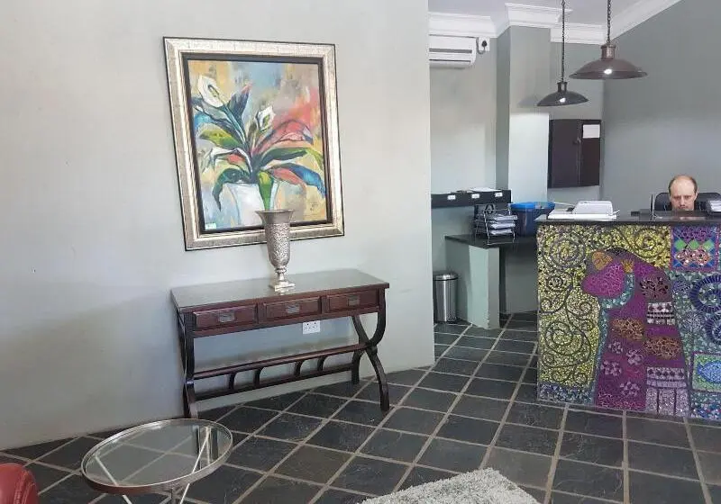 ペンション Izimbali Lodge And Restaurant