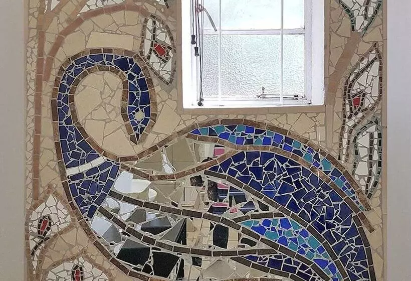 Majatalo Izimbali Lodge And Restaurant