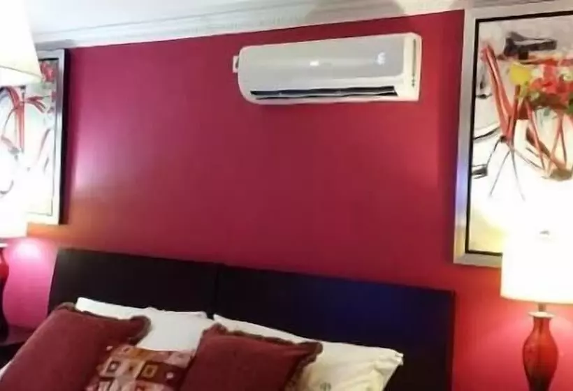 ペンション Mapo Zulu Lodge