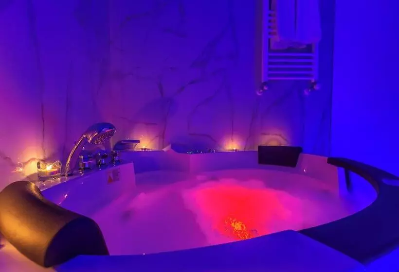 پانسیون Miss Suite